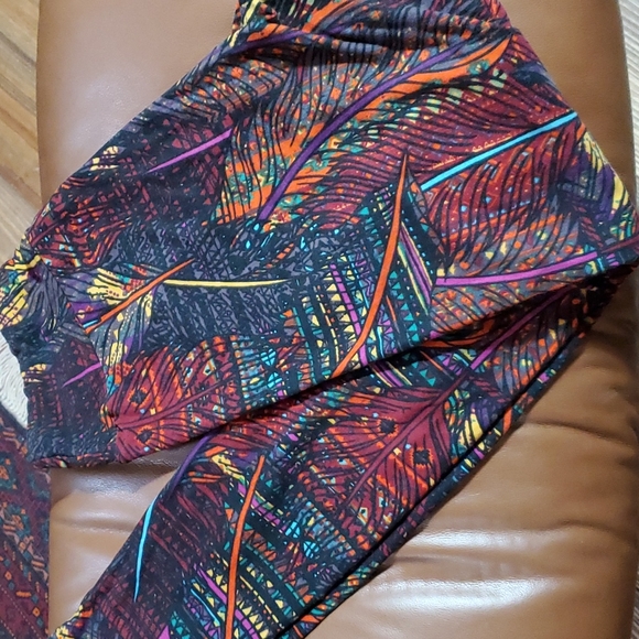 LULAROE Leggings - Picture 3 of 4